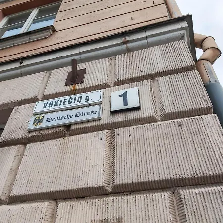 Spacious Luxury City Hall *